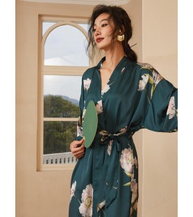 Dark Green Kimono Robe with Anemone Pattern