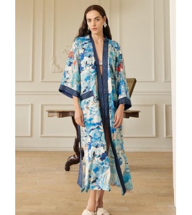 Lotus and Crane Pattern Kimono Robe