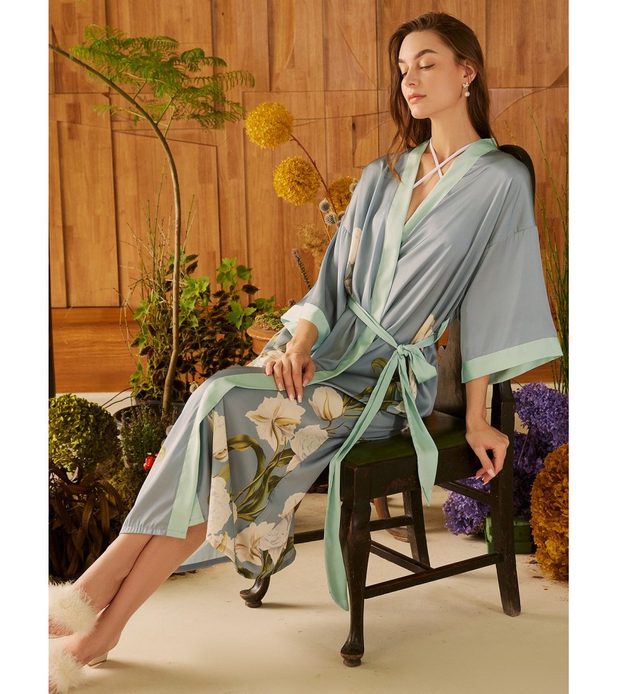 Peony Pattern Kimono Robe
